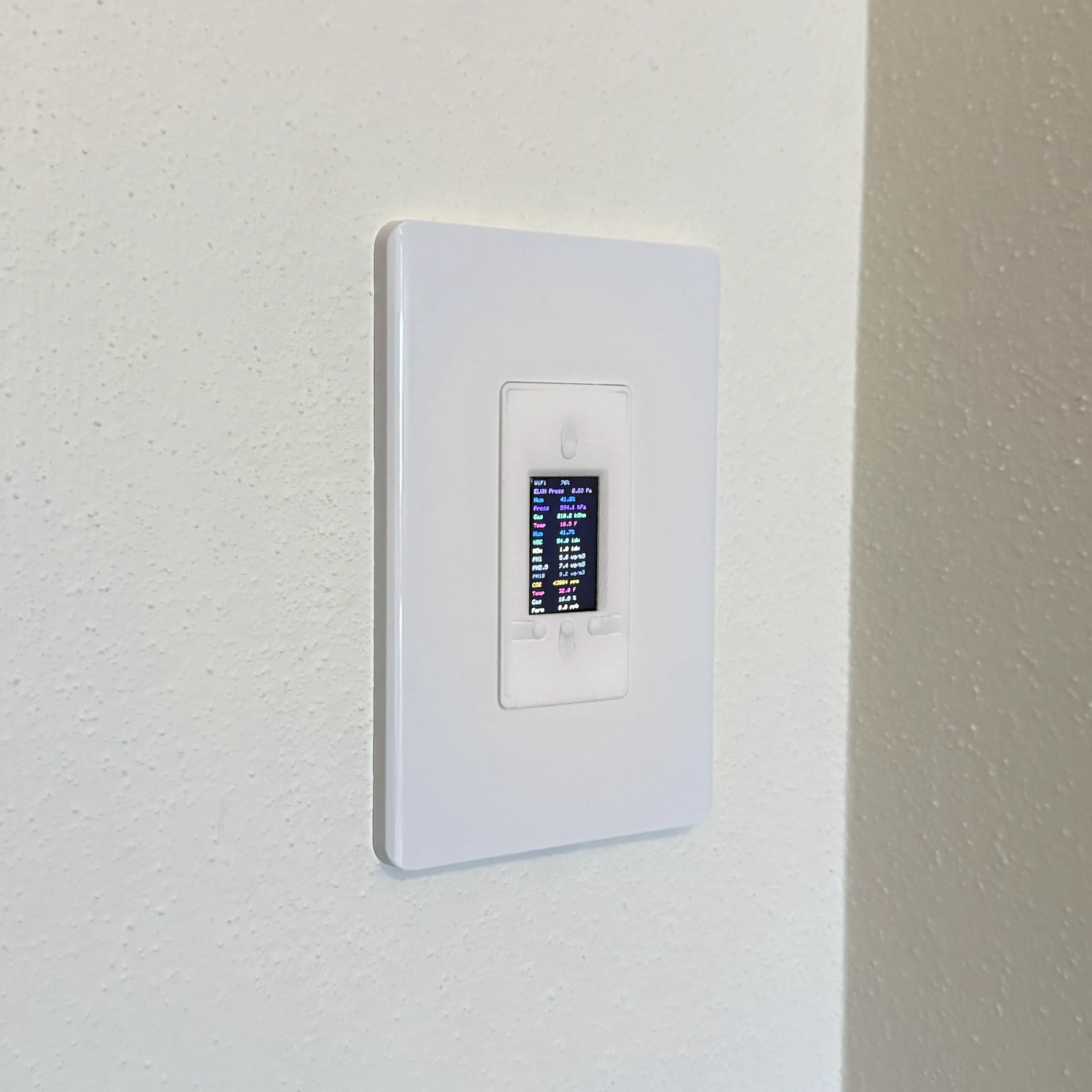 ESP32 Smart Switch Plate